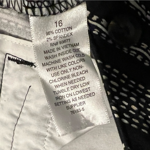 A.N.A Black White Brown Twill Shorts Women’s (Sz 16) - Picture 6 of 11